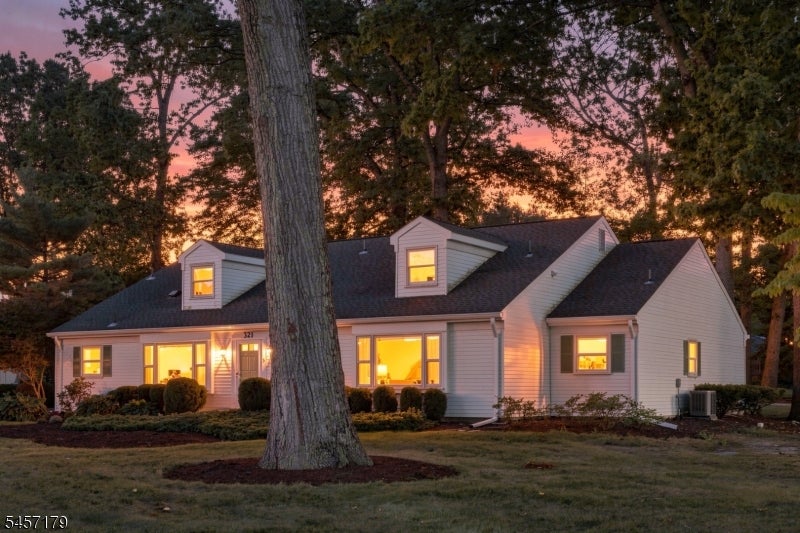 321A Sharon Way