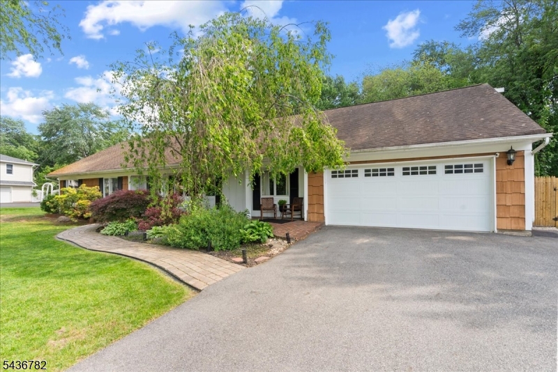 21 Carteret St