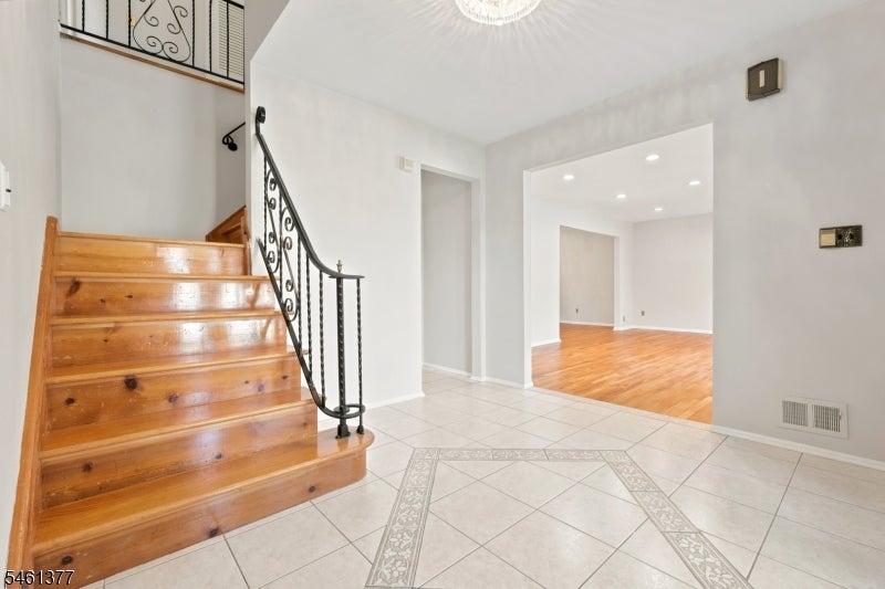 350 Parsippany Blvd