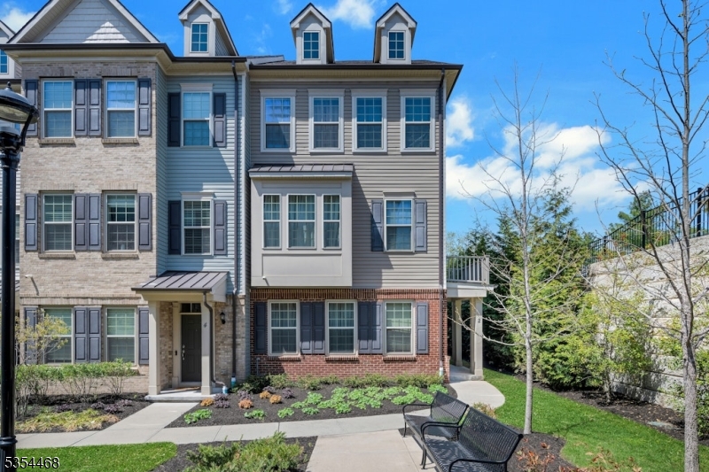 2 Ambrosia Ct