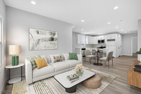 238 Renner Ave Newark City NJ 07112