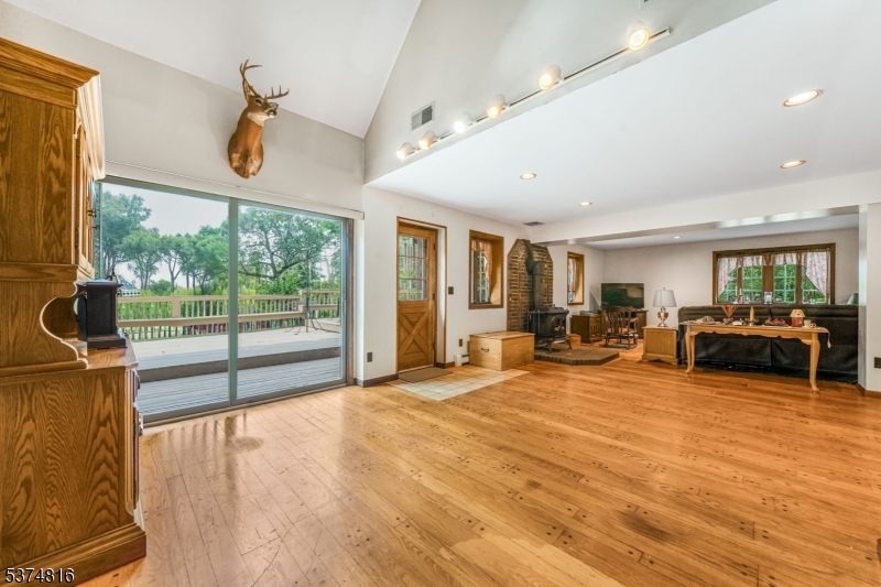 42 Upper Mountain Avenue