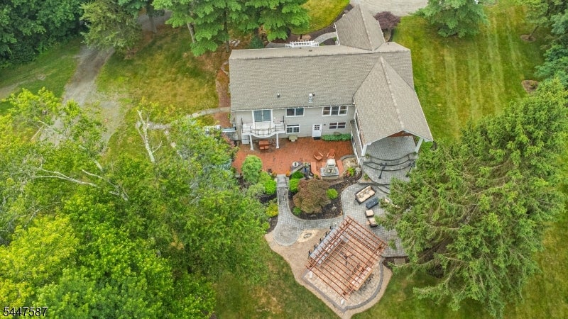 1 Evergreen Dr