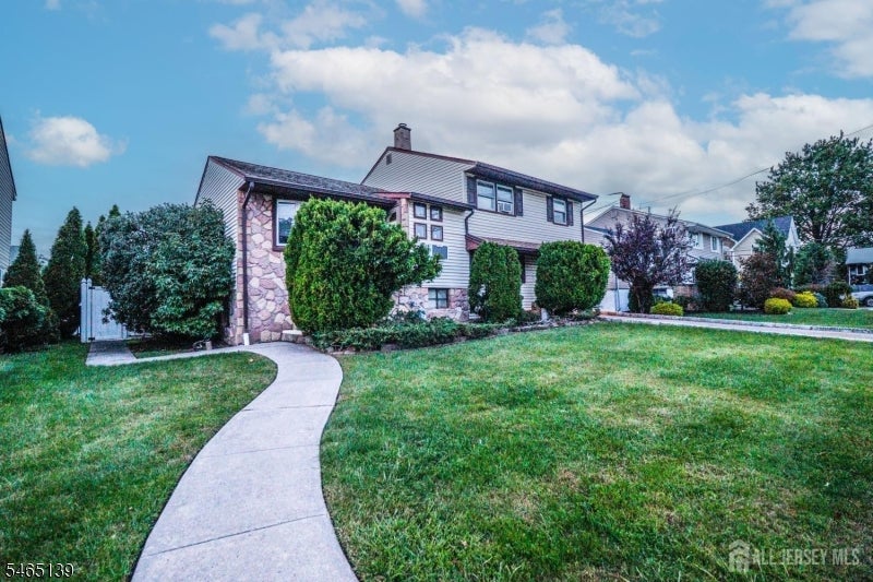 97 Sterling Dr