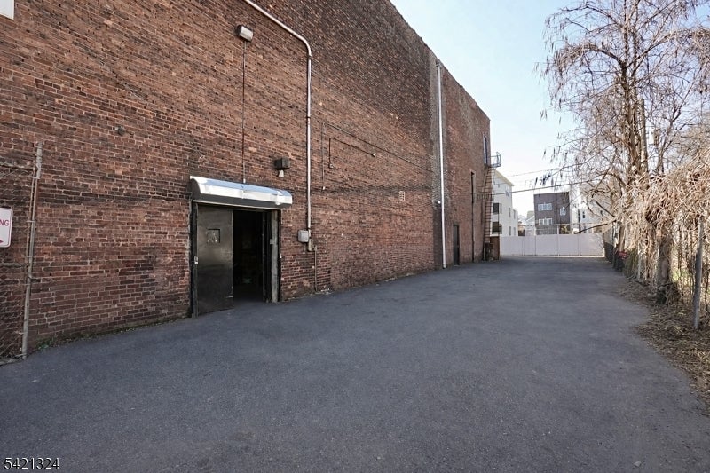 59 N 14Th St