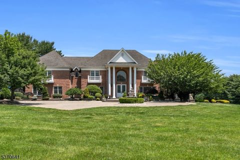 3 Colts Gait Ln Colts Neck Twp. NJ 07722