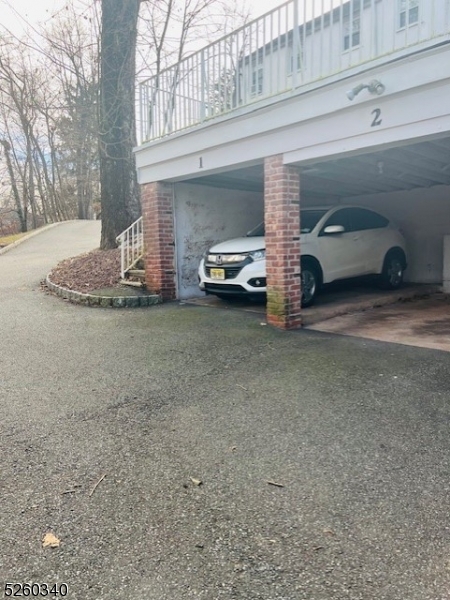 7 Beech Spring Dr 7F