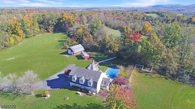 5 Collinswood Ln