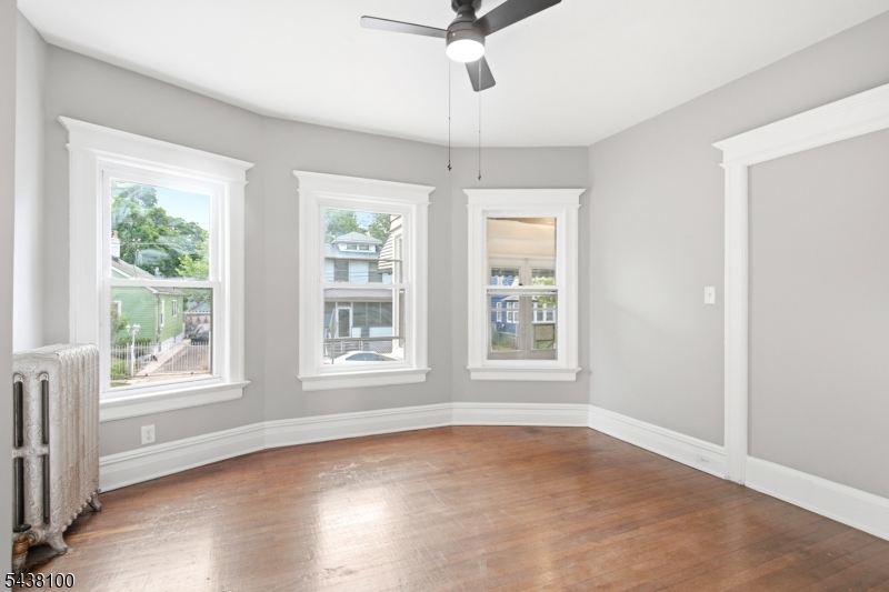 228 Duane St 1