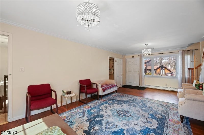 439 Fairview Ave