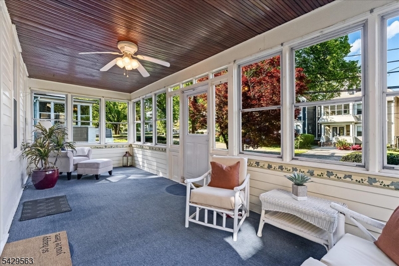 58 Maolis Ave