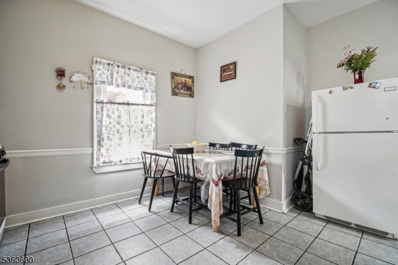 17 Lincoln Pl