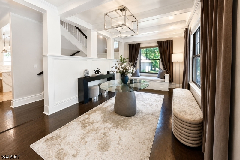 411 N Ridgewood Rd
