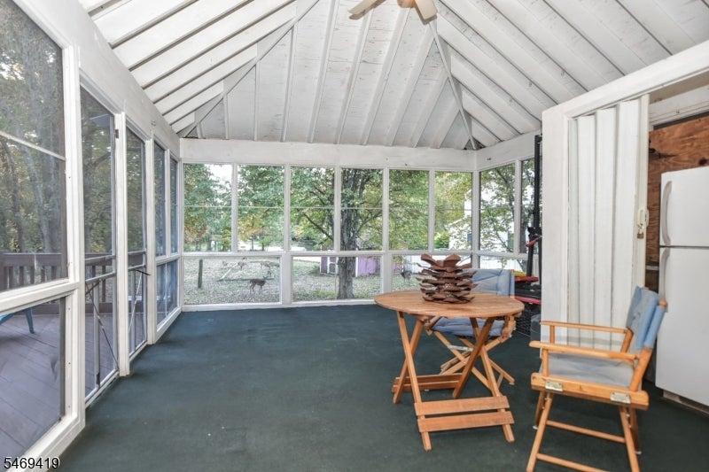 157 Mountain Ave