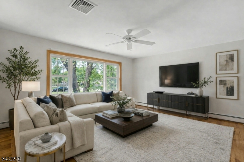 98 Vassar Dr