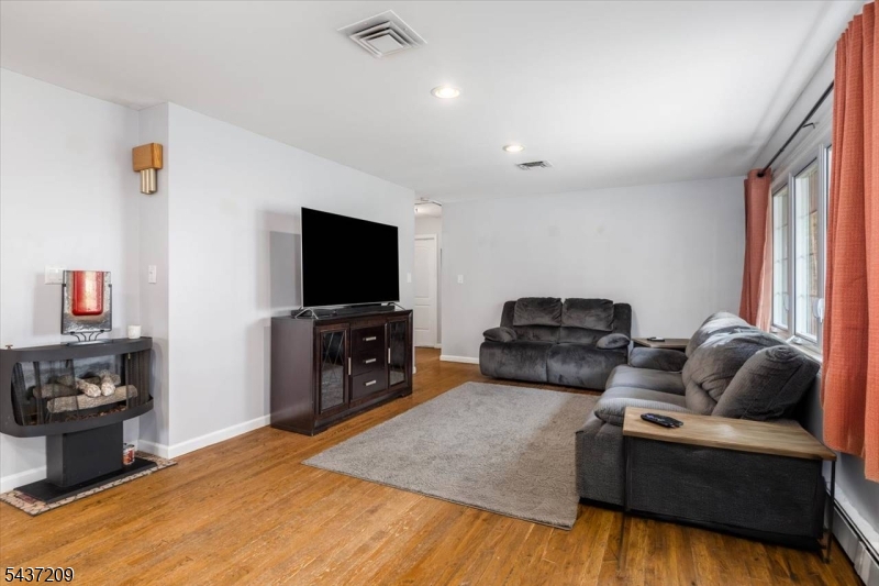 245 Barnert Ave