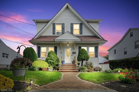Photo for 112 Jefferson Pl