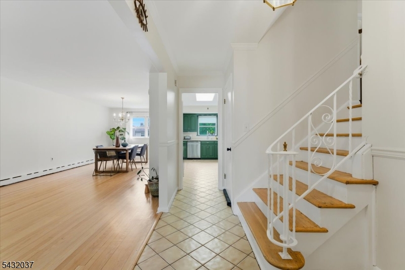 18 Hudson St