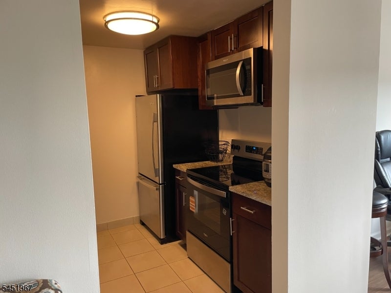 11 Cattano Ave 612
