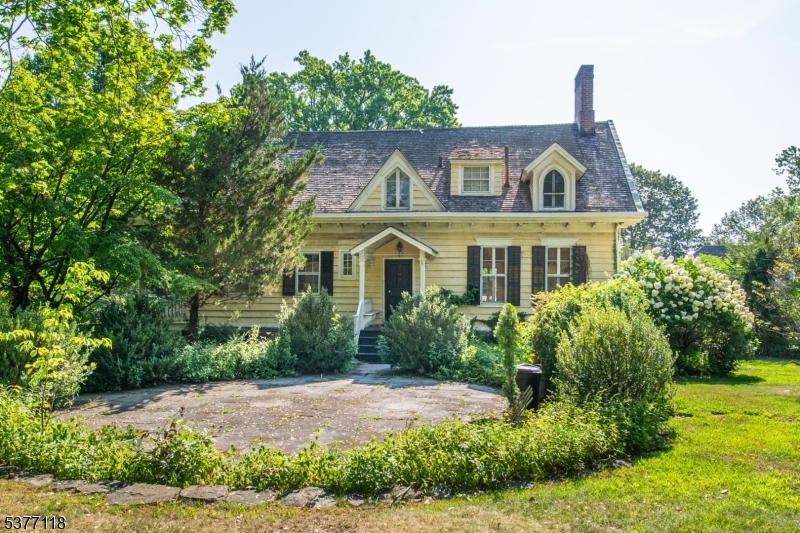 140 Union St