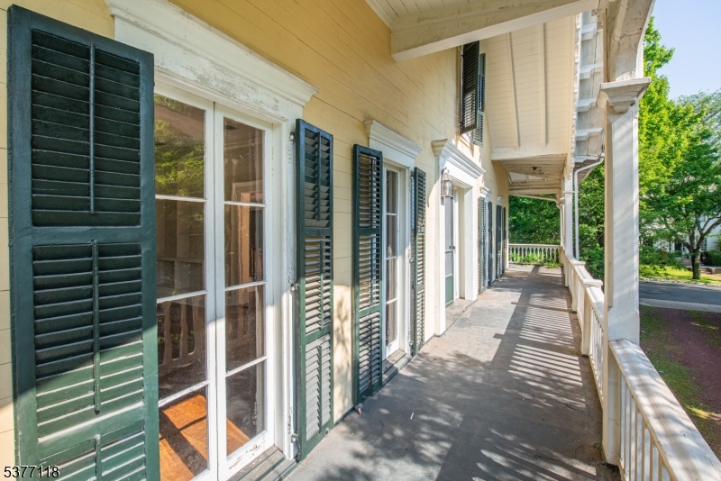 140 Union St
