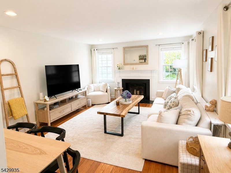 165 Russell Rd