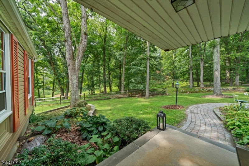 41 Millbrook Stillwater Rd