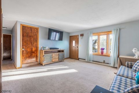 98 Wortylko St Carteret Boro NJ 07008