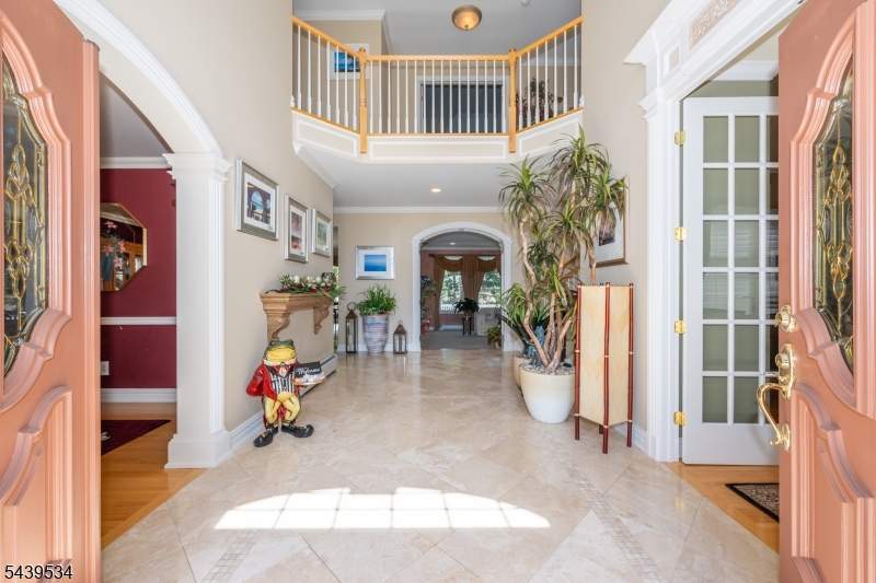 9 Ralph Dr