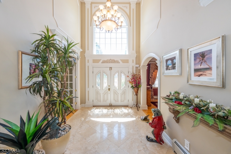 9 Ralph Dr