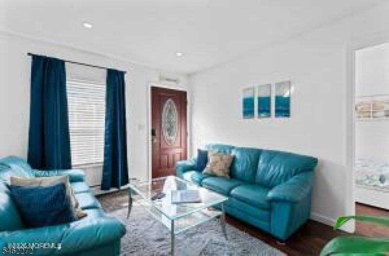 20 Highland Ave
