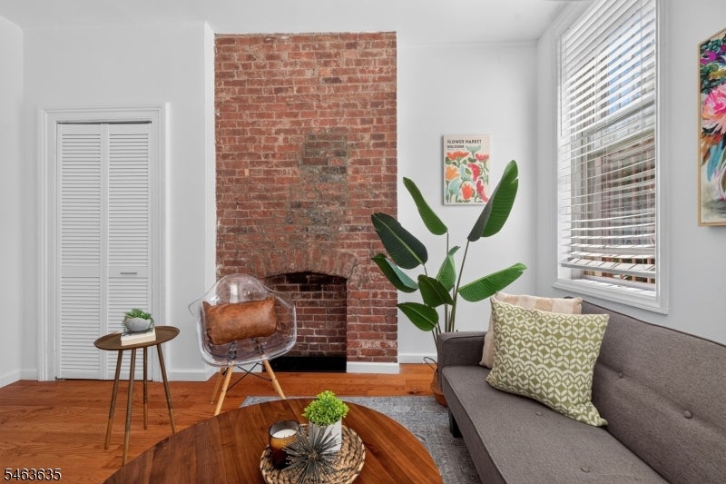 200 Wayne St 1R