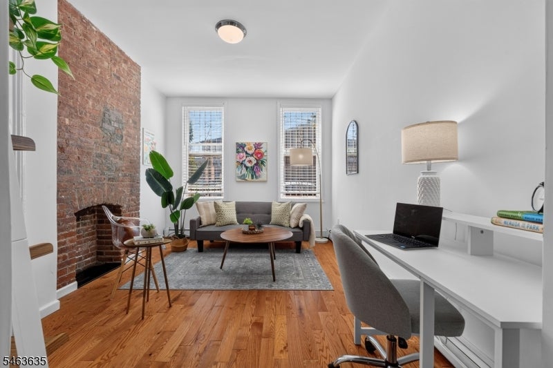200 Wayne St 1R