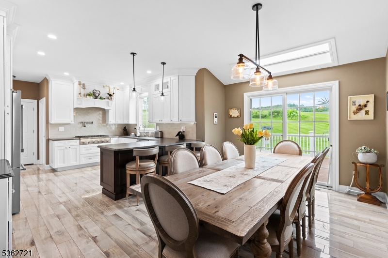 2 Skyview Dr
