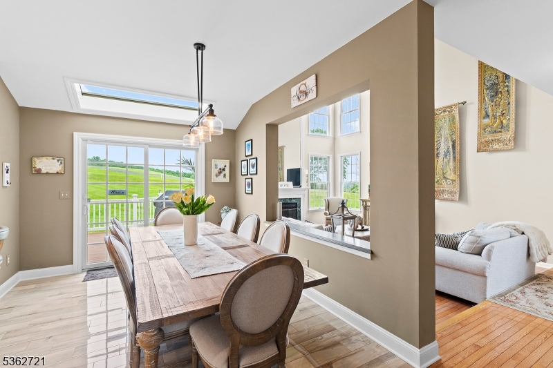 2 Skyview Dr