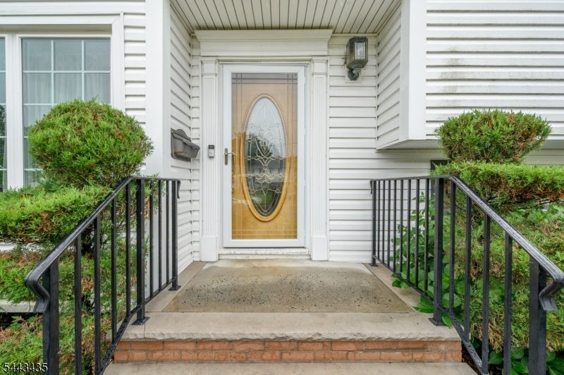 317 Libourel Rd