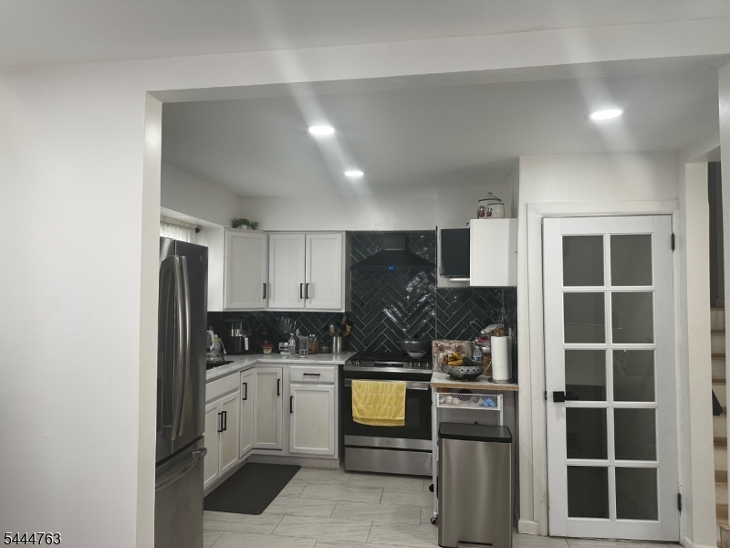 35 Montclair Ave