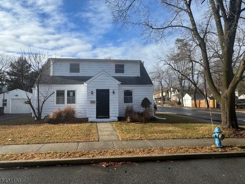 11 Van Dam Ave Bloomingdale Boro NJ 07403