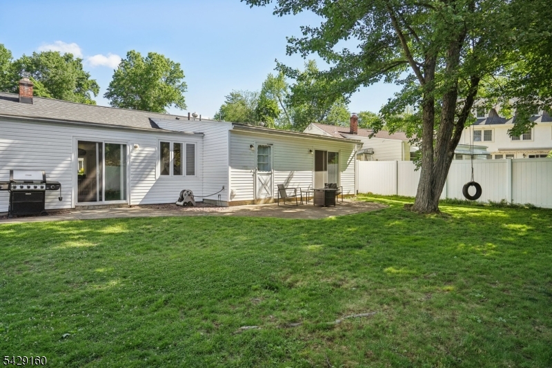 58 Ashwood Dr