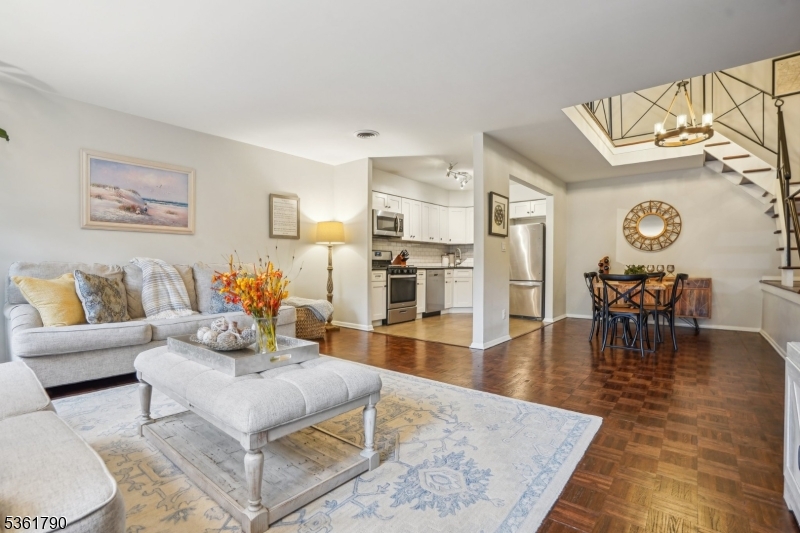 361 Claremont Ave C6103 3