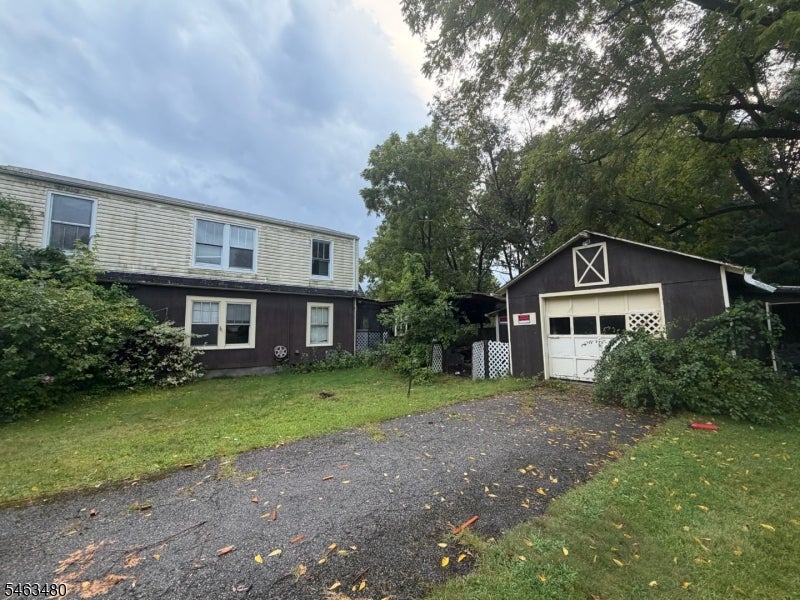 11 Kanouse Rd