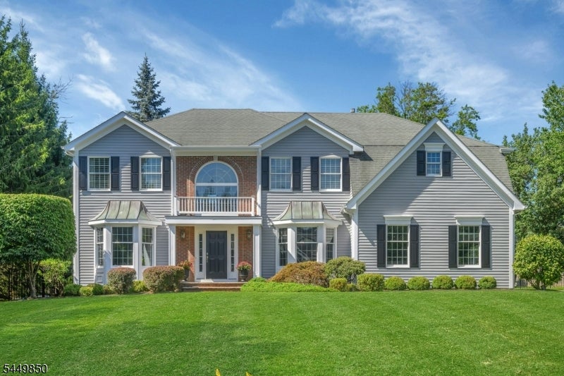 2 Ballantine Rd