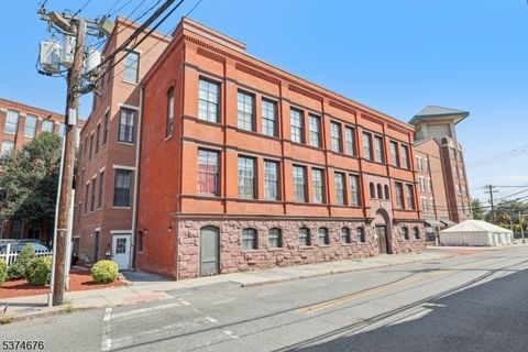 18 Market Street 301 Paterson City NJ 07501