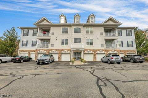 6 Cliff Rd D2 Woodland Park NJ 07424