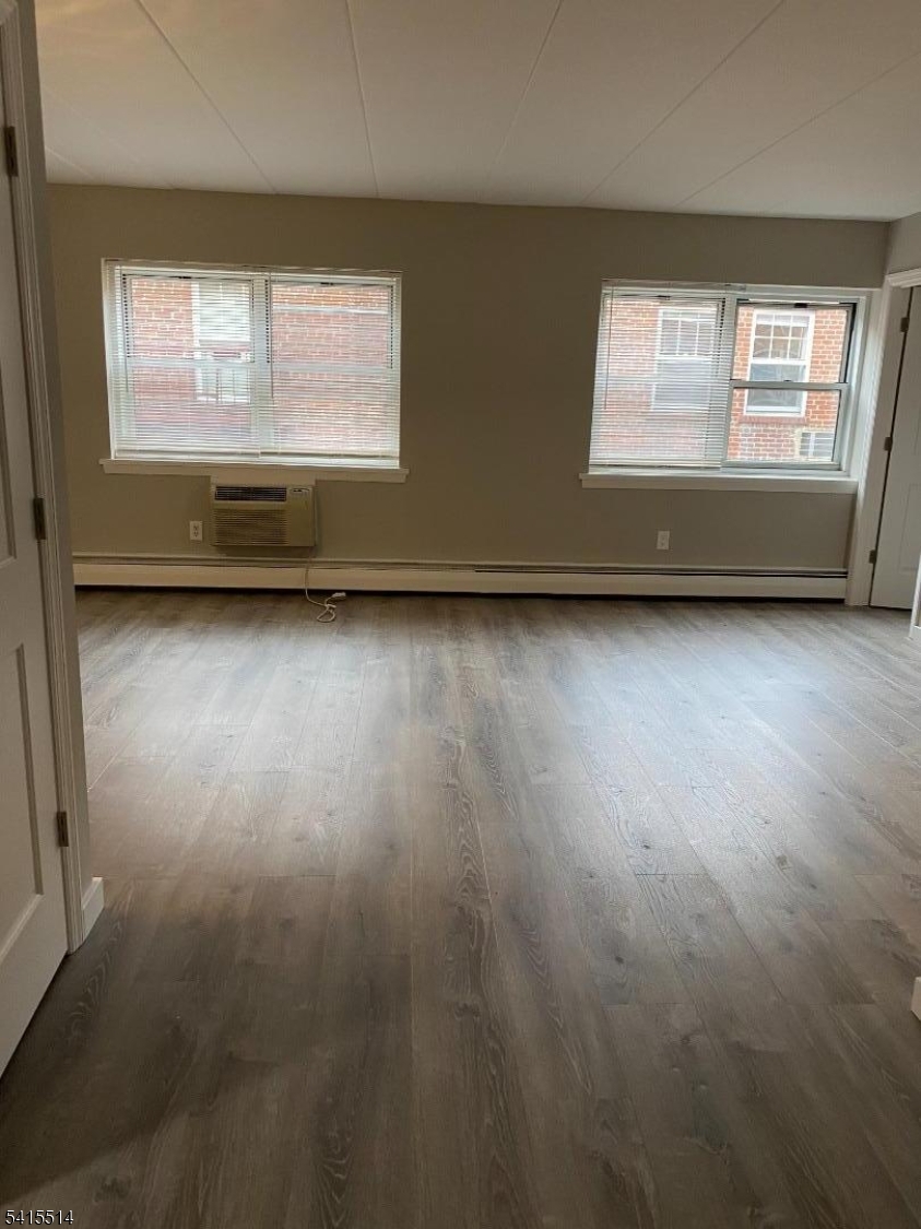 173 S Orange Ave 3F
