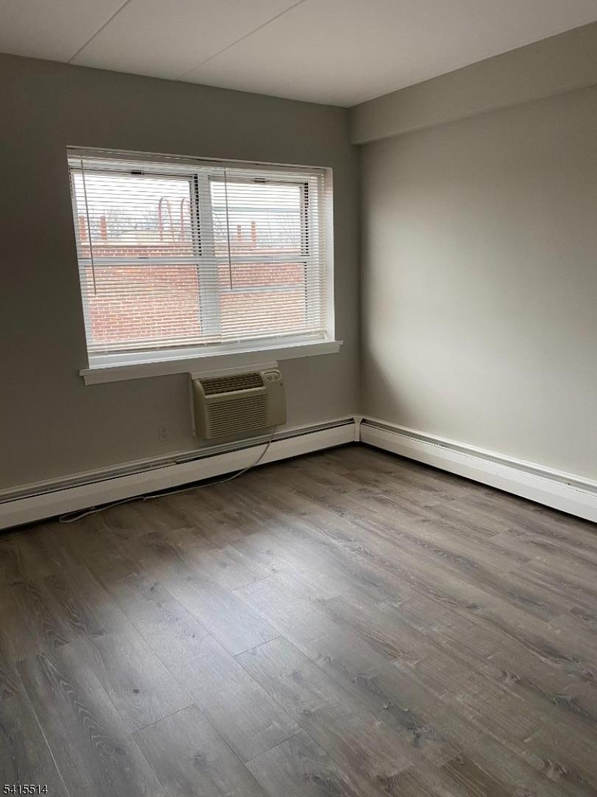 173 S Orange Ave 3F