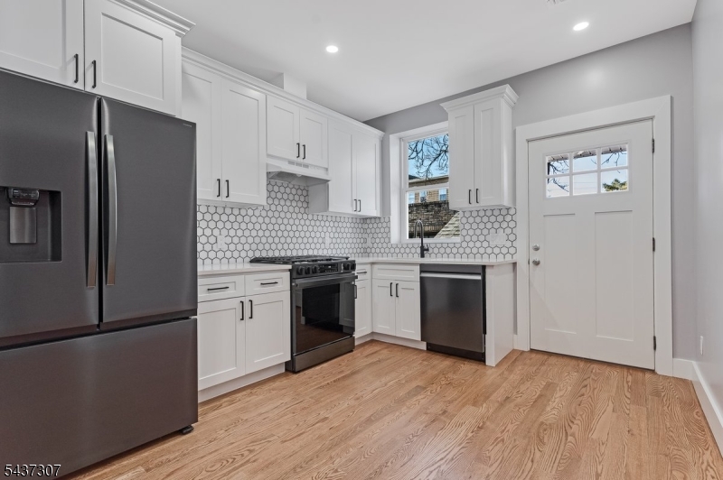 191 Franklin St 1