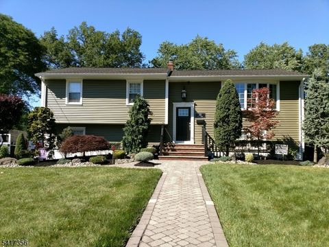 25 Kent Pl Clark Twp. NJ 07066