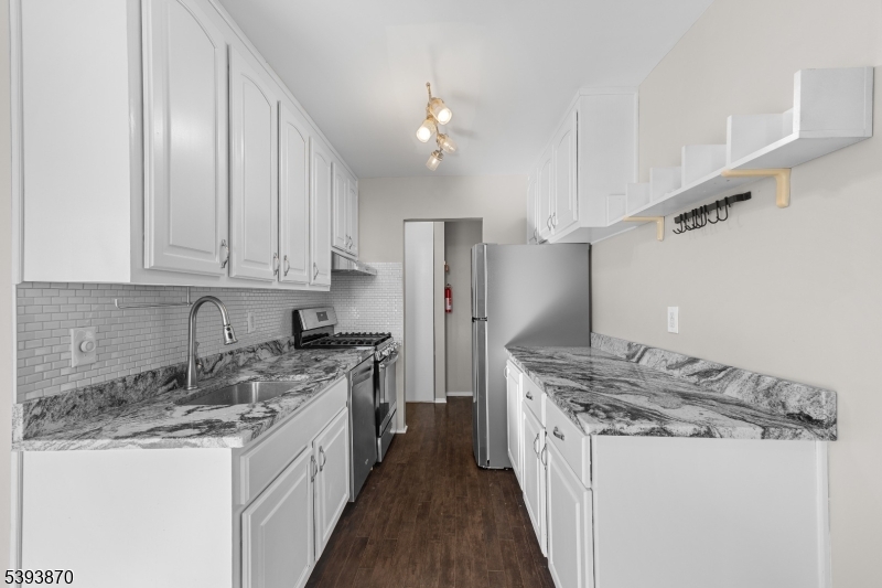 355-371 River Road K