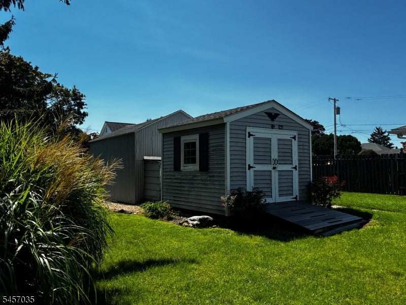 306 Aurora St